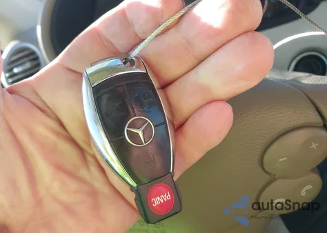 2008 Mercedes-Benz Clk 350 z USA, uszkodzony, nr VIN WDBTK56F38T098904